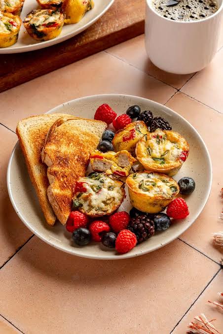 High-Protein Postpartum Breakfast Ideas for Busy New Moms